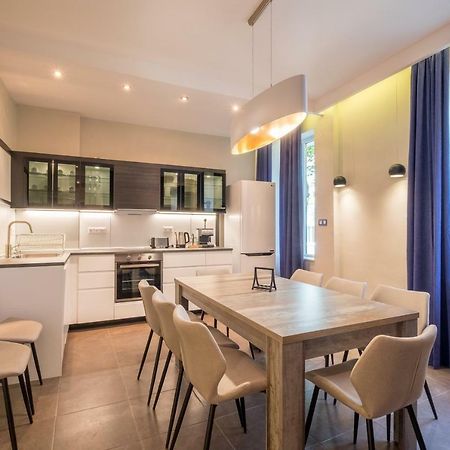 Cozy 3-Bedroom With Stylish Comfort And Chic Decor ソフィア エクステリア 写真