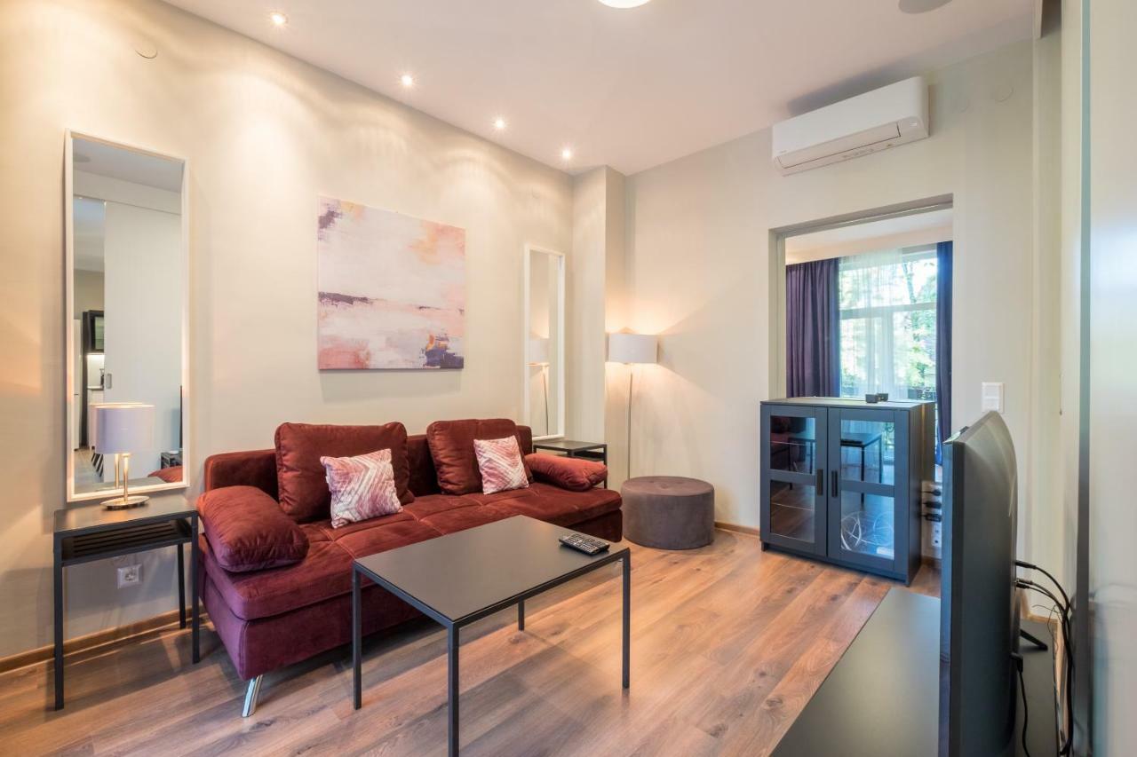 Cozy 3-Bedroom With Stylish Comfort And Chic Decor ソフィア エクステリア 写真