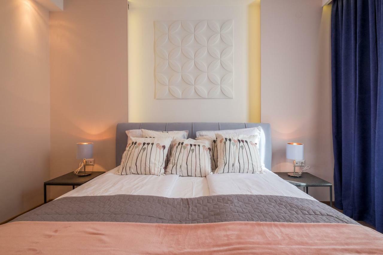 Cozy 3-Bedroom With Stylish Comfort And Chic Decor ソフィア エクステリア 写真